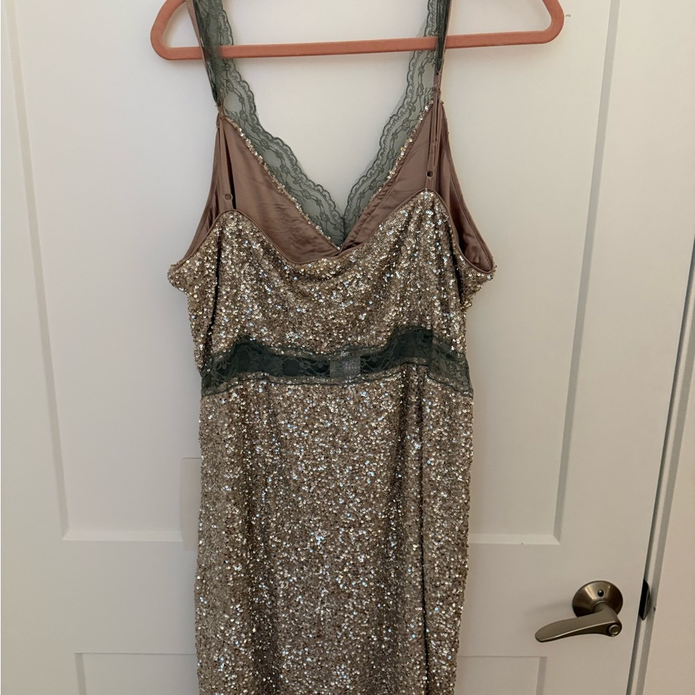Never Fully Dressed Gold Sequin Chemise with Green Lace - Picture 3 of 5